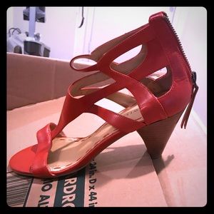 Nine west kitten heel